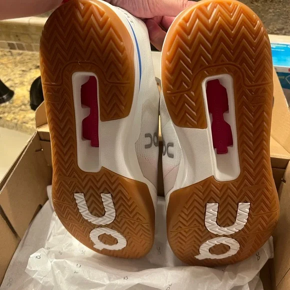 On Tennis The Roger ADV Pro Sneakers - Picture 5 of 6